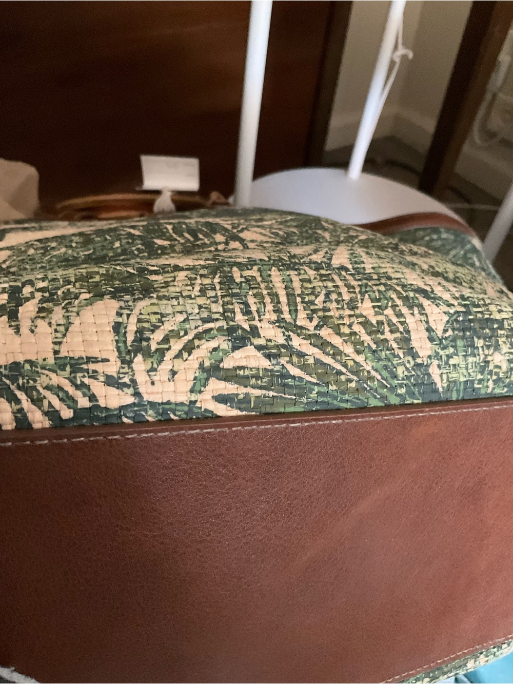 Liz Claiborne Tropical Palm Tree Clutch Bag - Picture 12 of 14